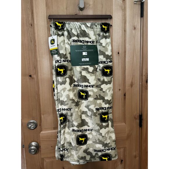 John Deere Other - John Deere Camo Logo Plush Throw Blanket 60” x 70” Oversized NWT